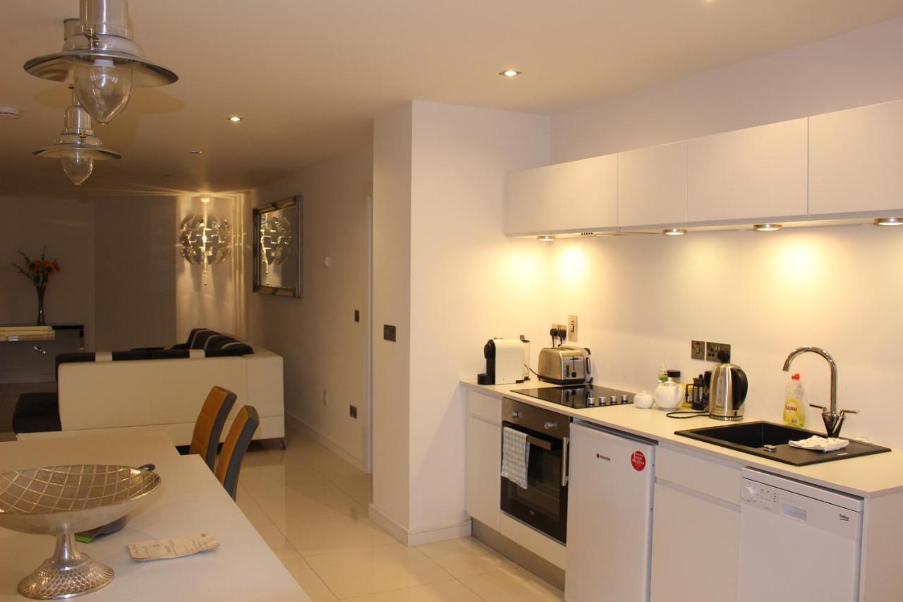 Blossom Lane Apartment Woodford  ภายนอก รูปภาพ